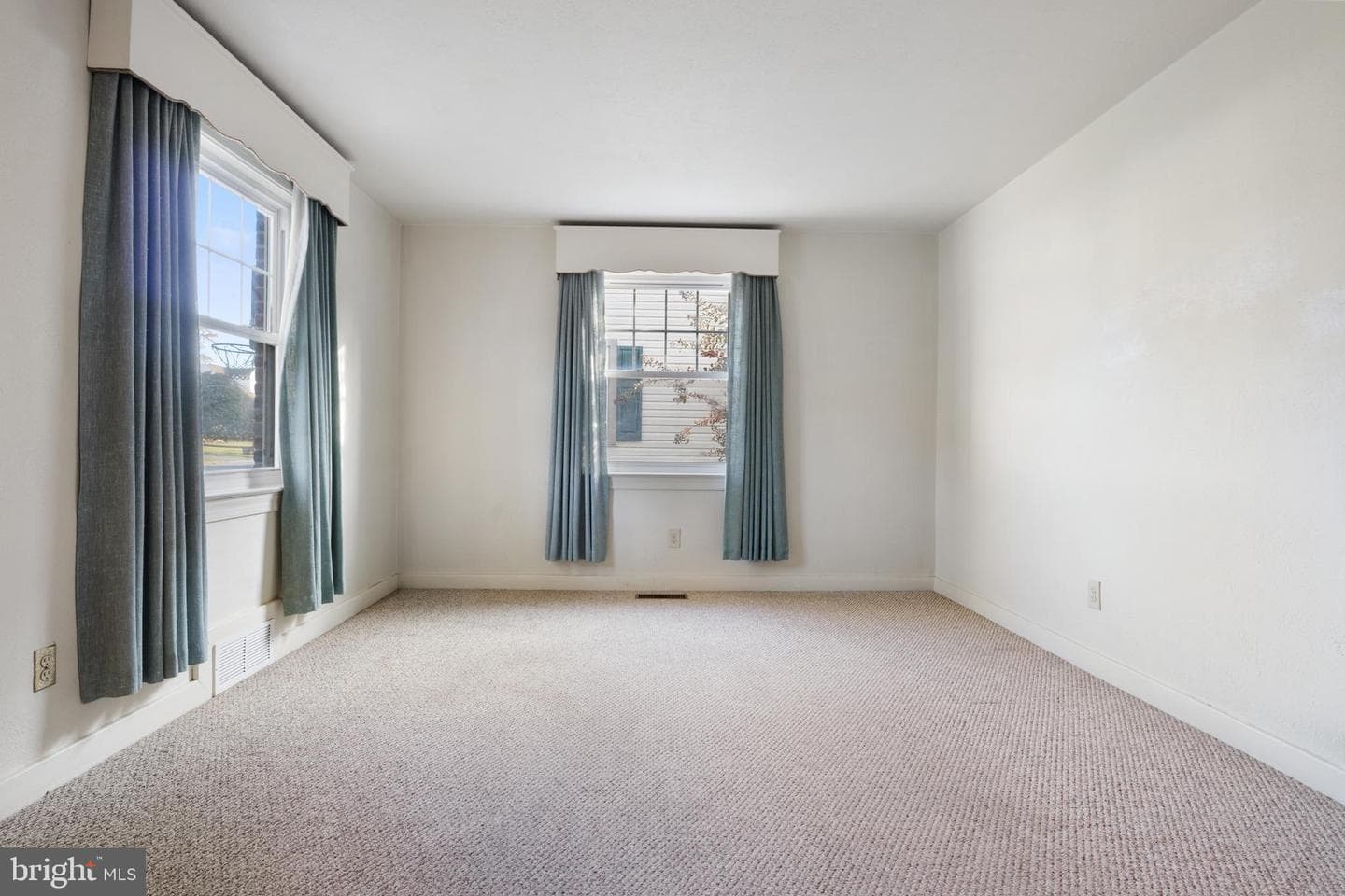 204 Wynwood Road photo 5