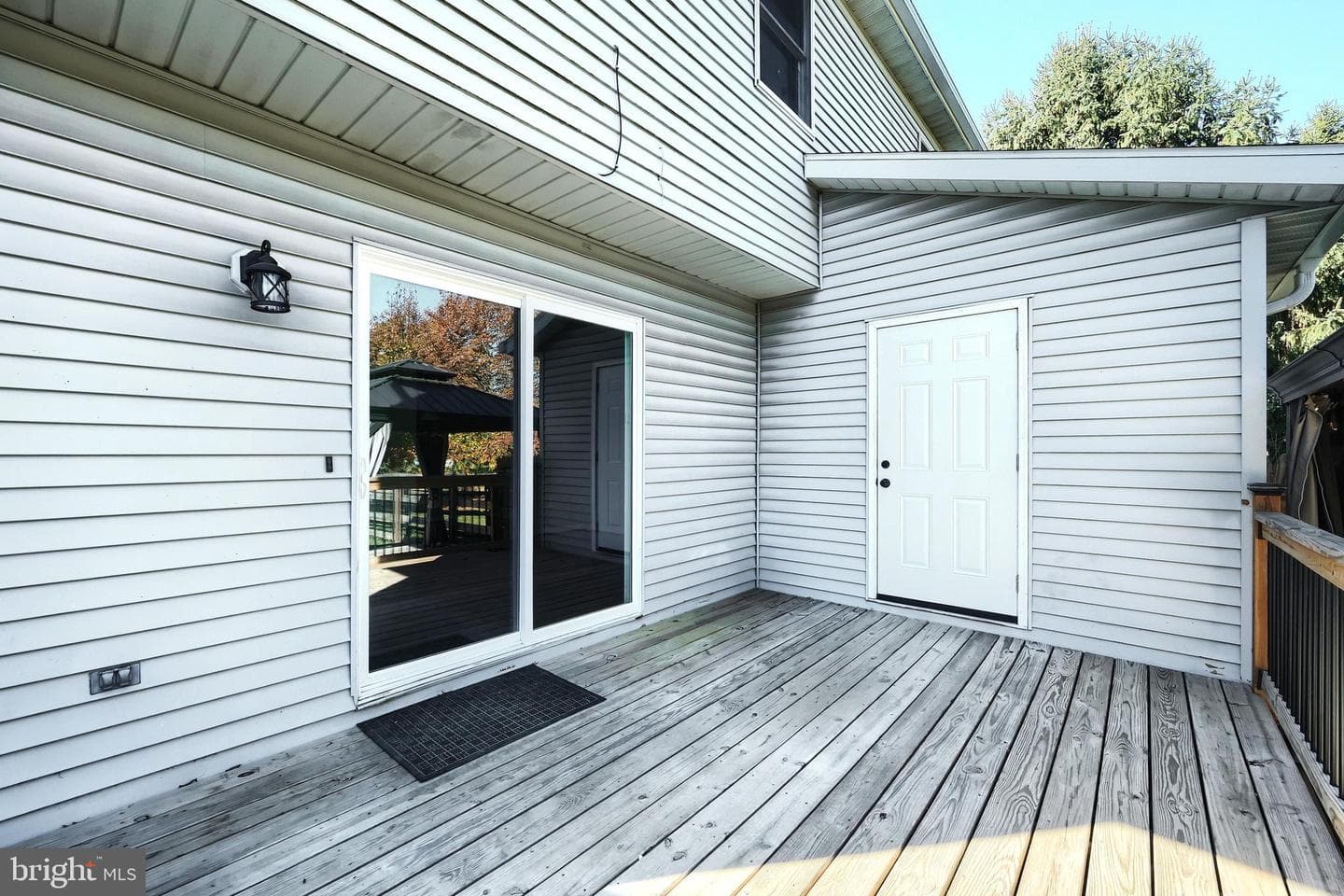 216 Westminster Avenue photo 12