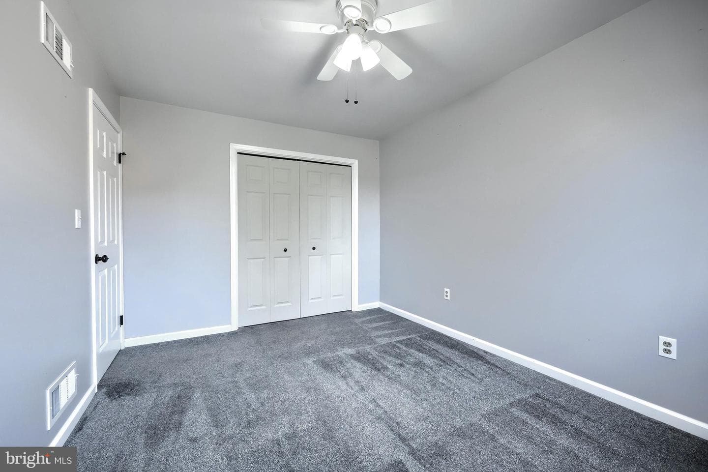 216 Westminster Avenue photo 36