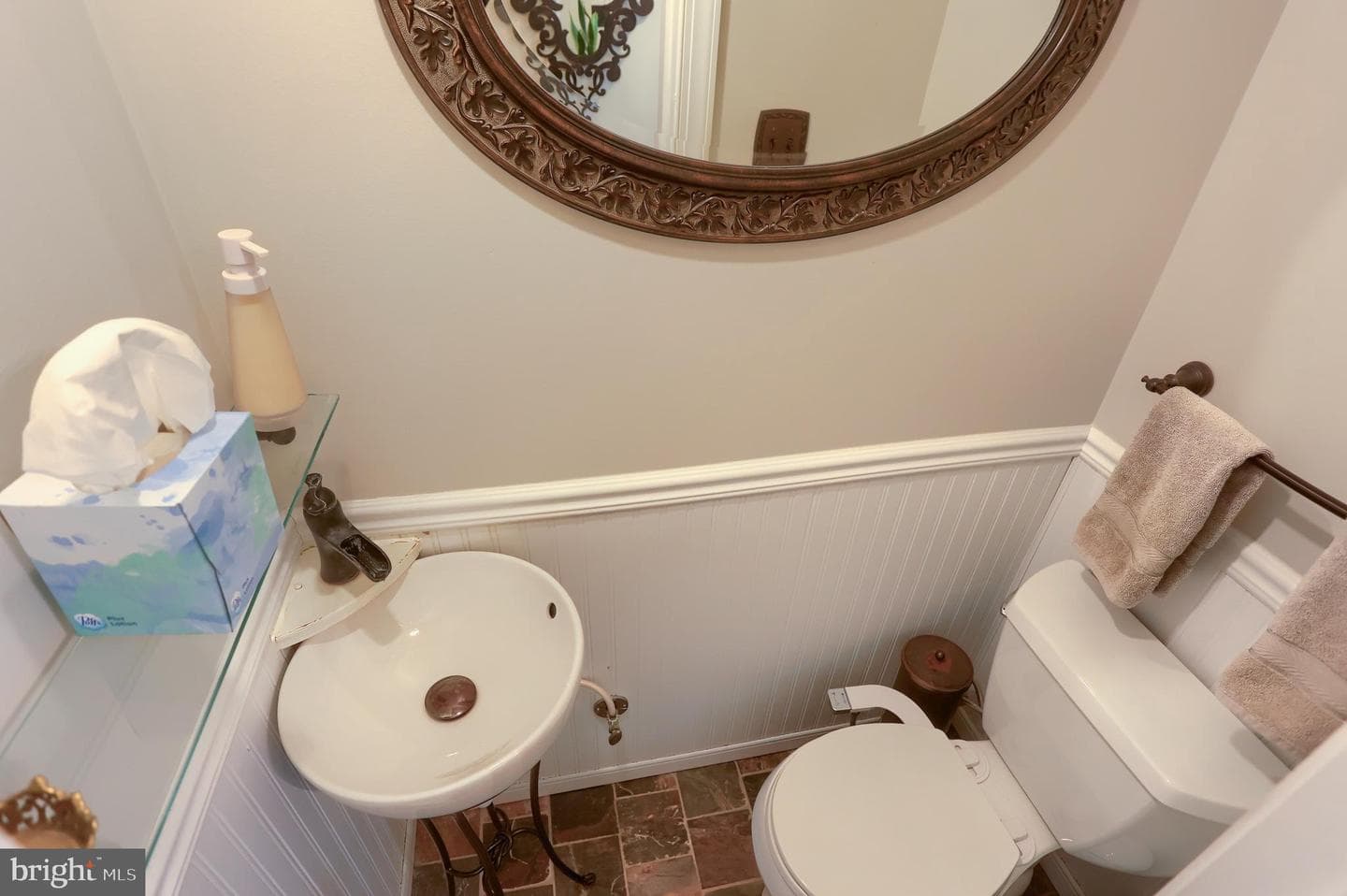 4274 Russell Lane photo 19