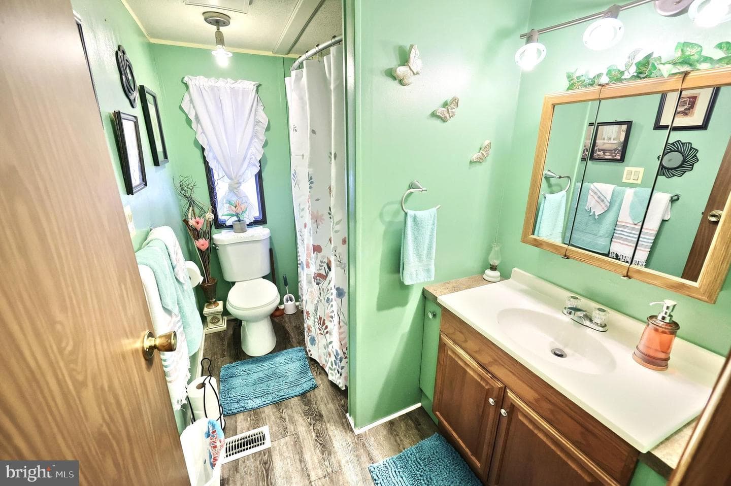 7405 Amy Avenue photo 17