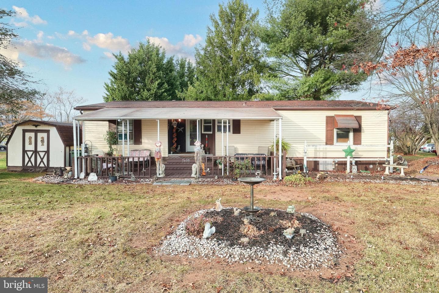 7405 Amy Avenue photo 3