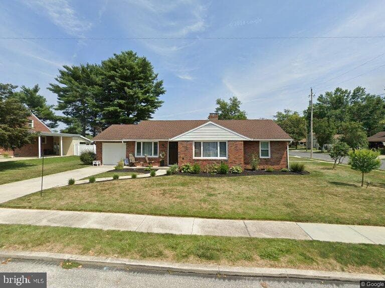 1 Lee Street photo 1