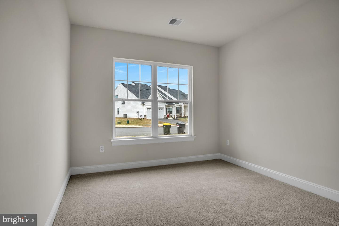 899 Shadowbrooke Drive photo 14