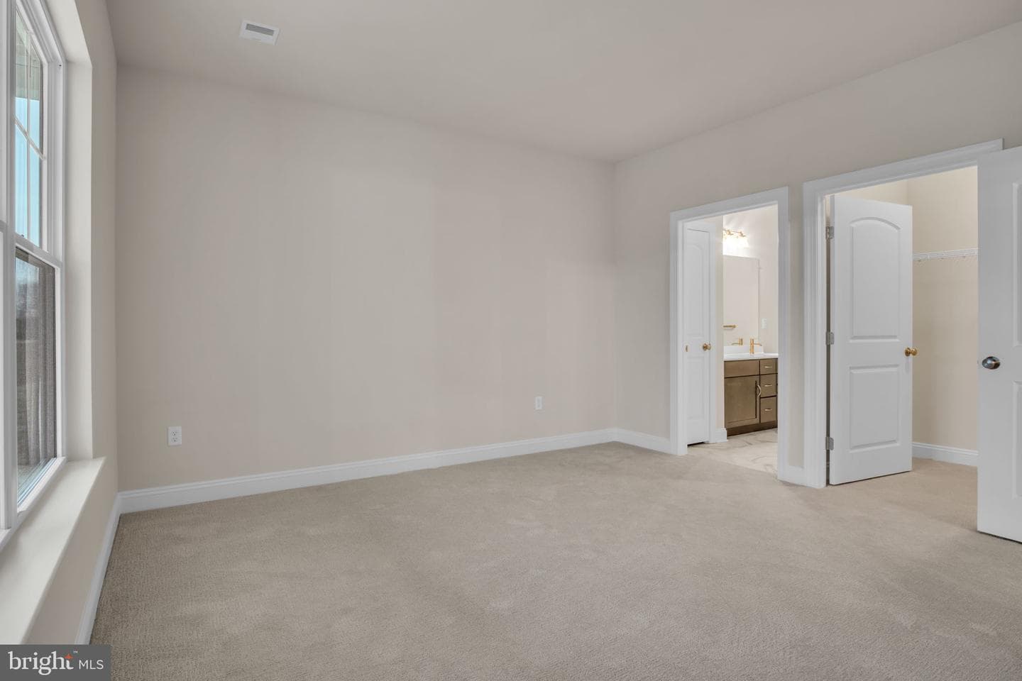 899 Shadowbrooke Drive photo 25