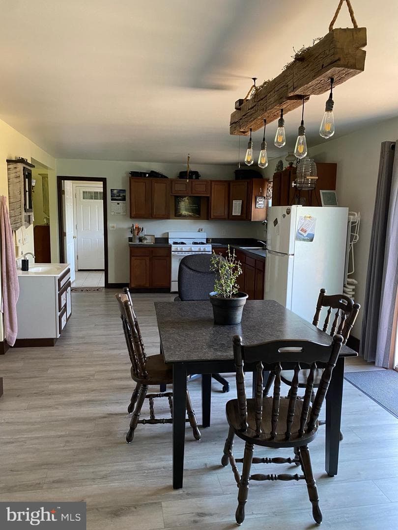 684 Norris Road photo 19