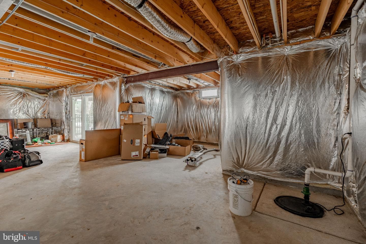928 Cougar Pointe Circle photo 40