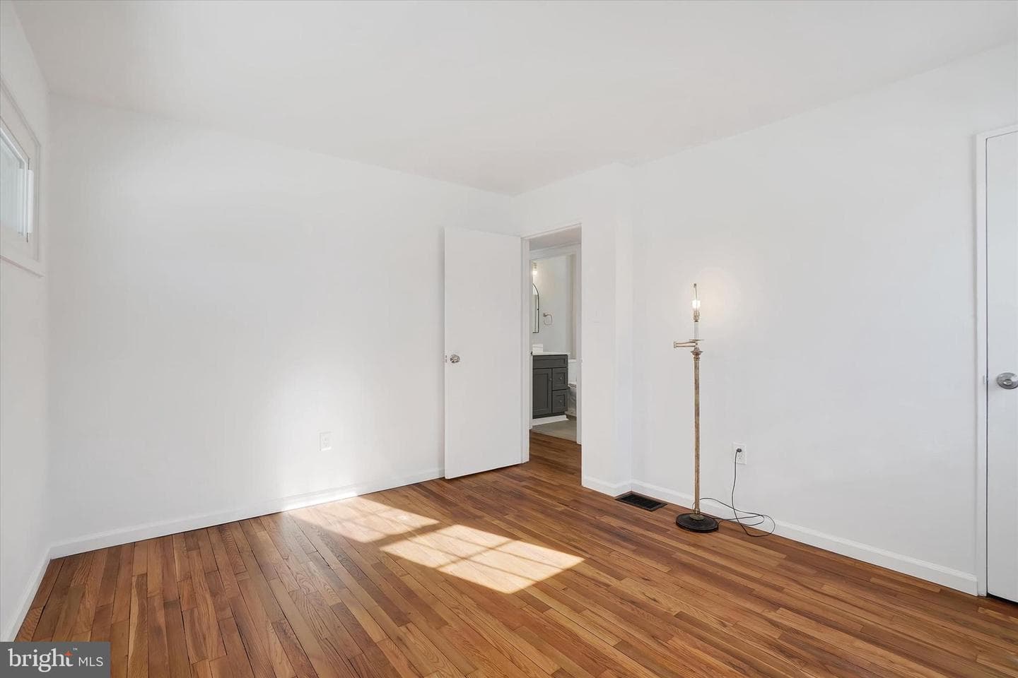 141 Stony Brook Drive photo 12