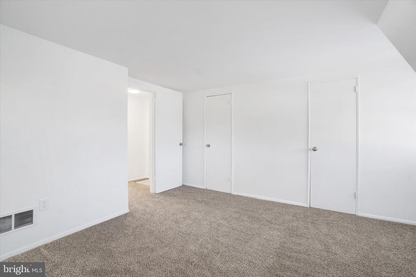 141 Stony Brook Drive photo 15