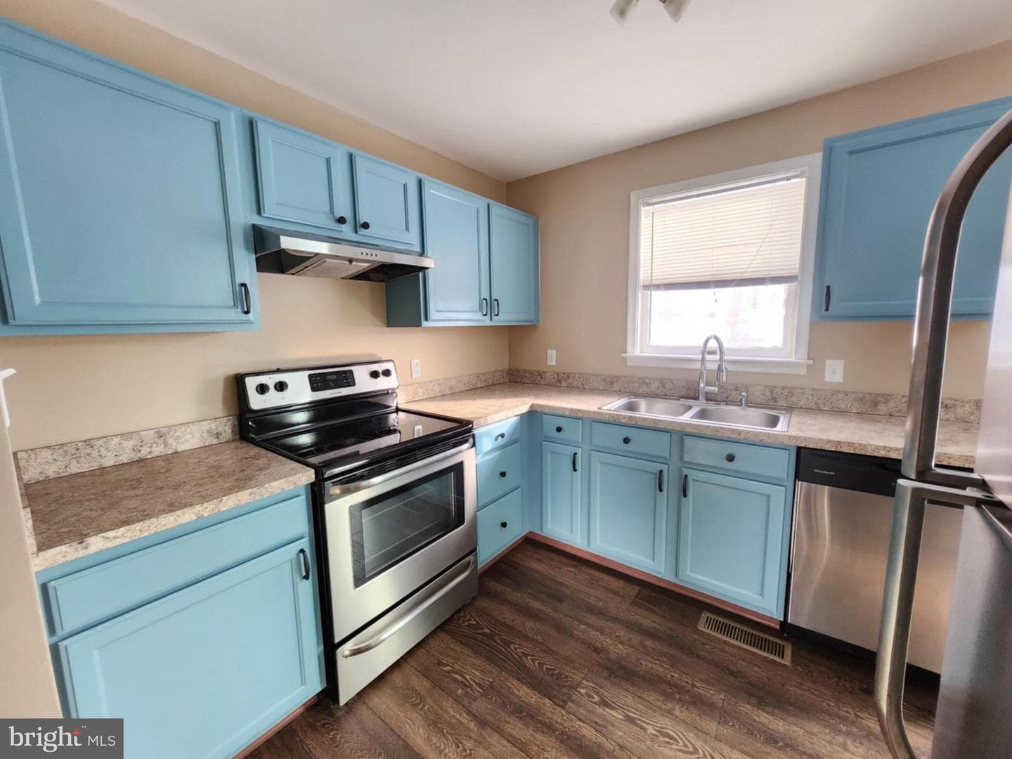 247 White Dogwood Drive photo 4