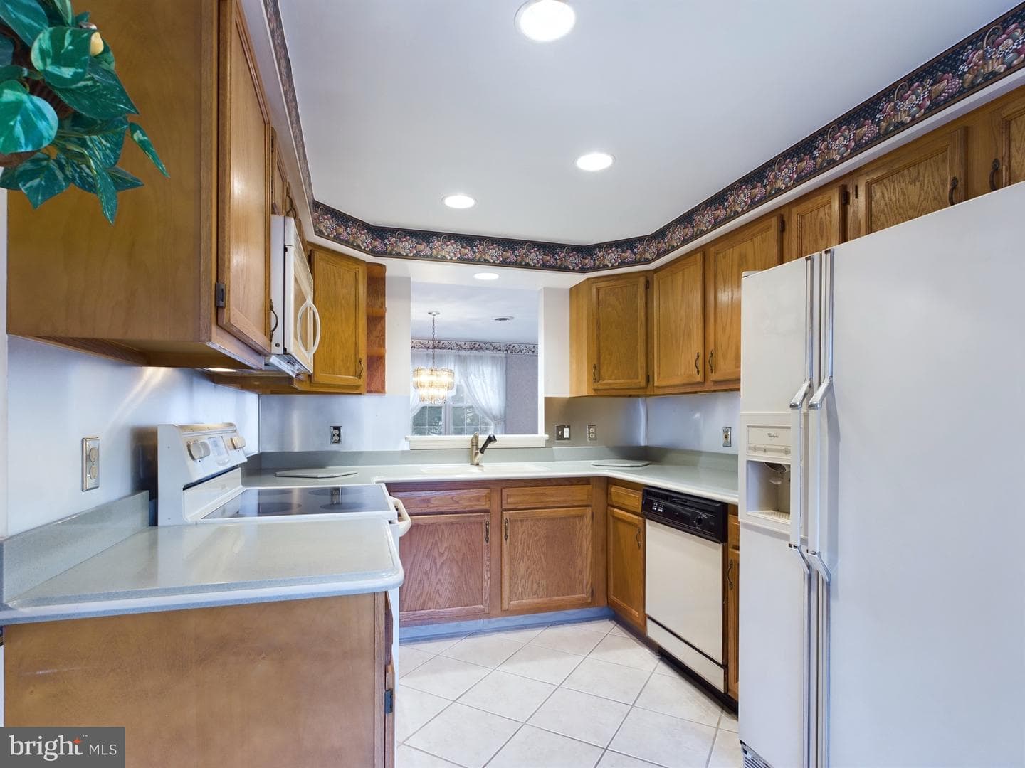 605 Bentwood Lane photo 4