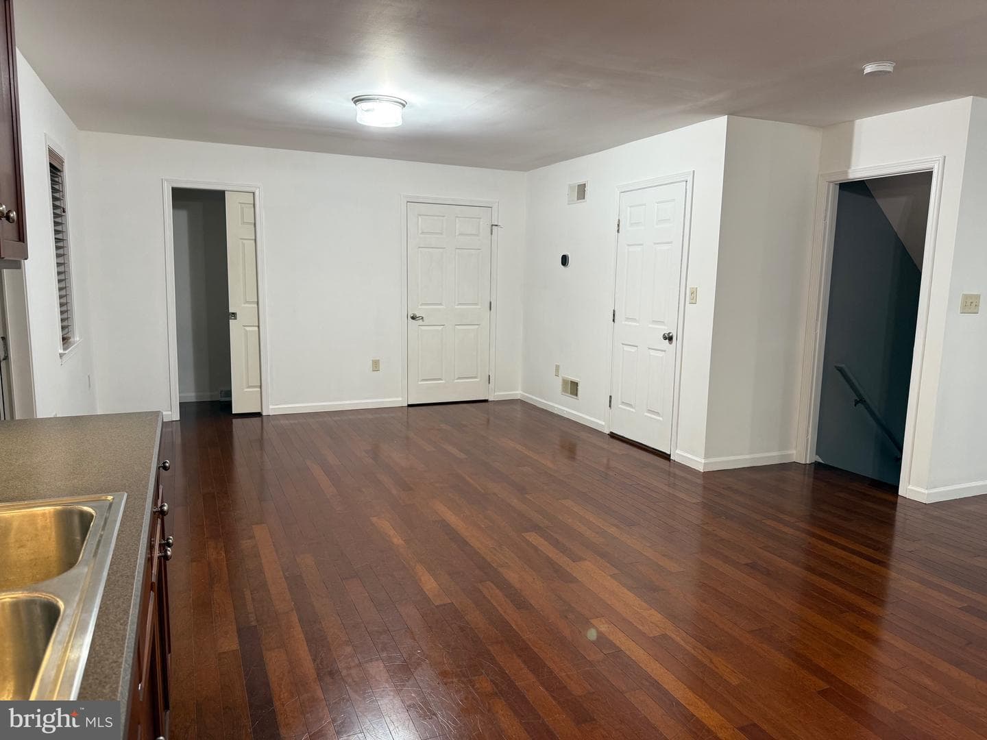 825 Thomas Armor Drive photo 11