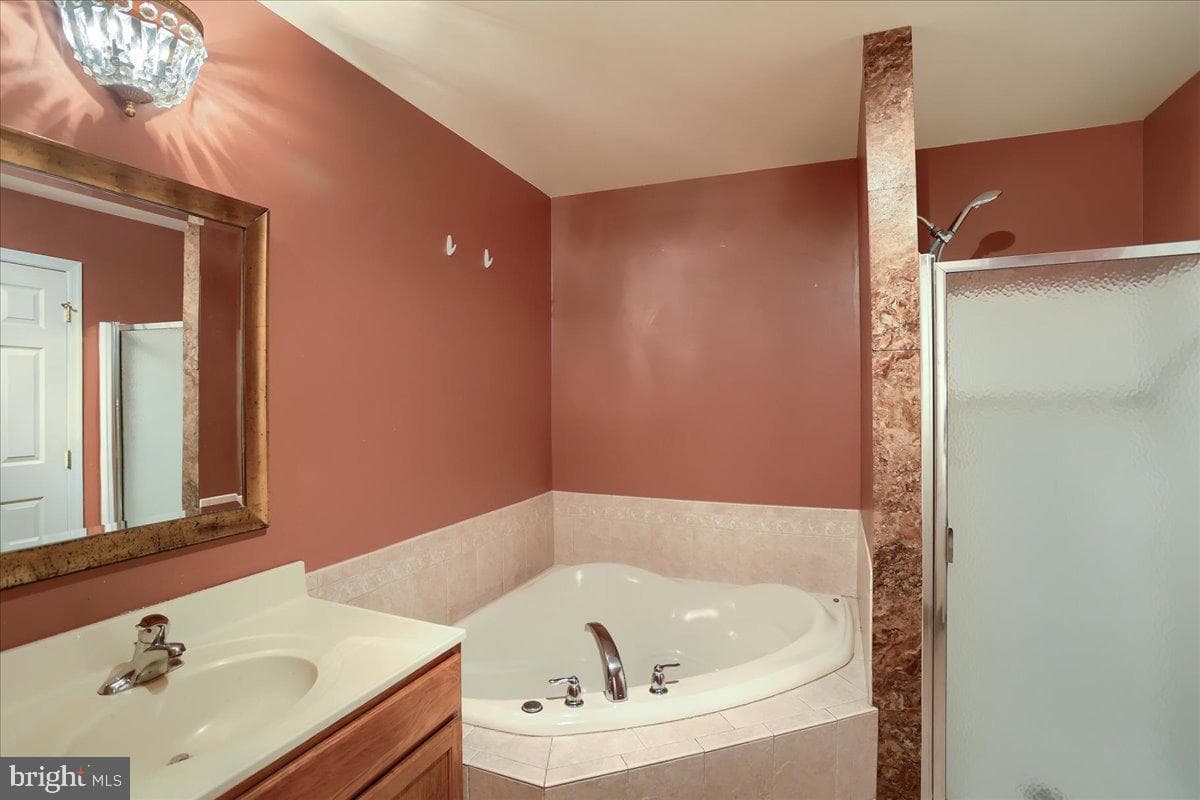 2134 Maple Crest Boulevard #2134 photo 27
