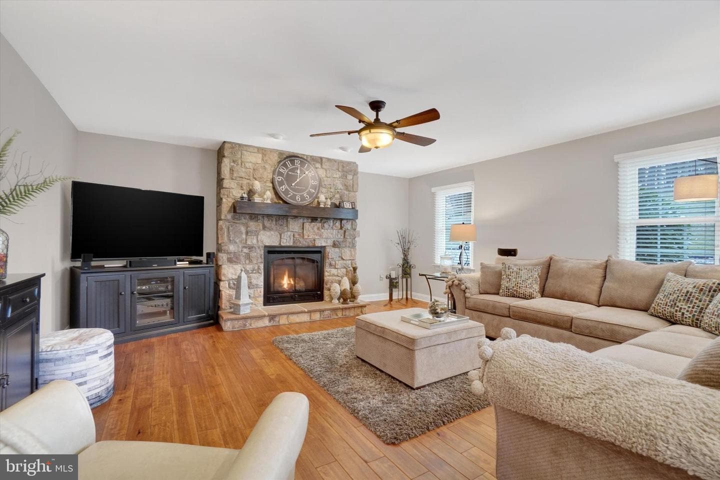 680 Cherry Blossom Court photo 17