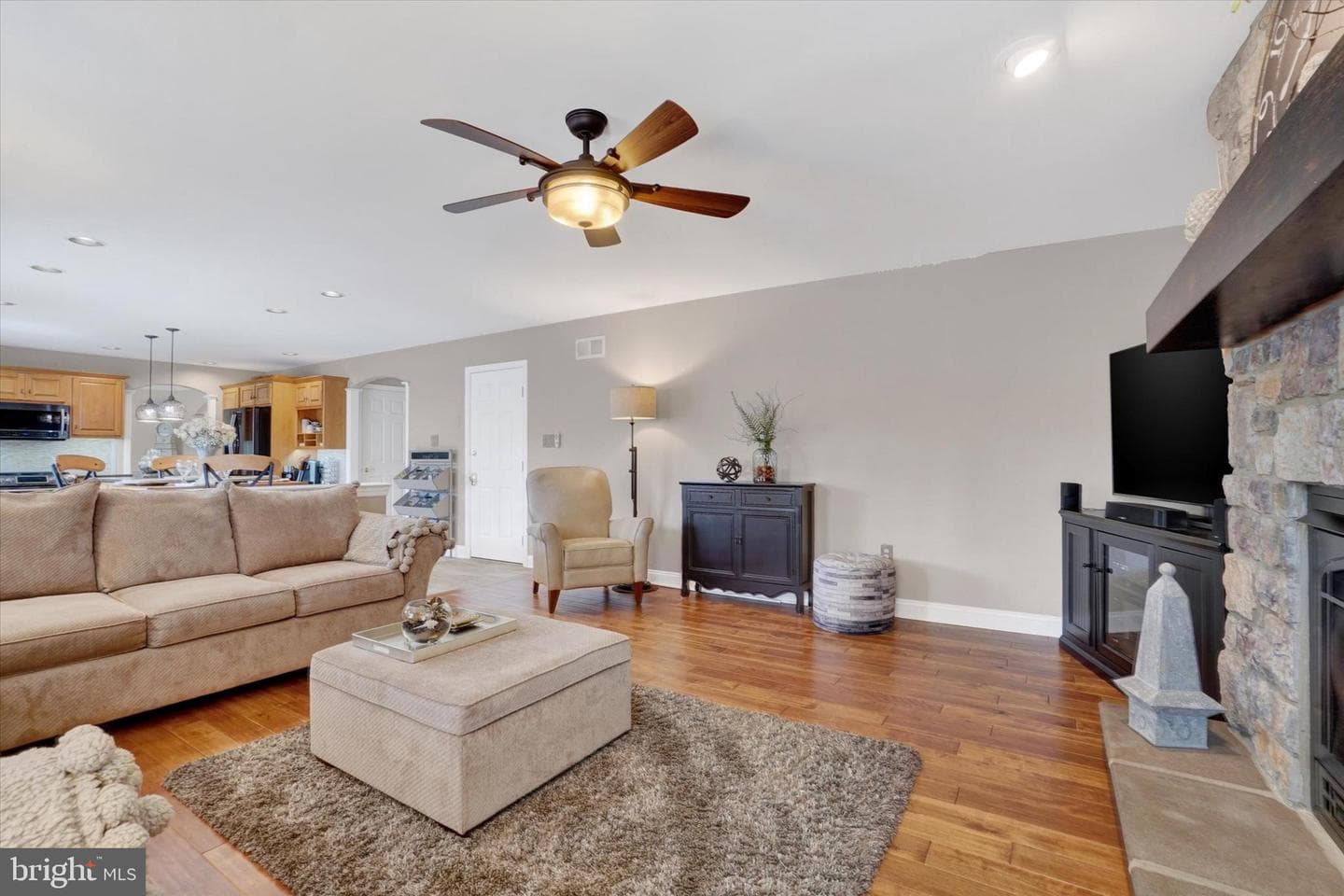 680 Cherry Blossom Court photo 18