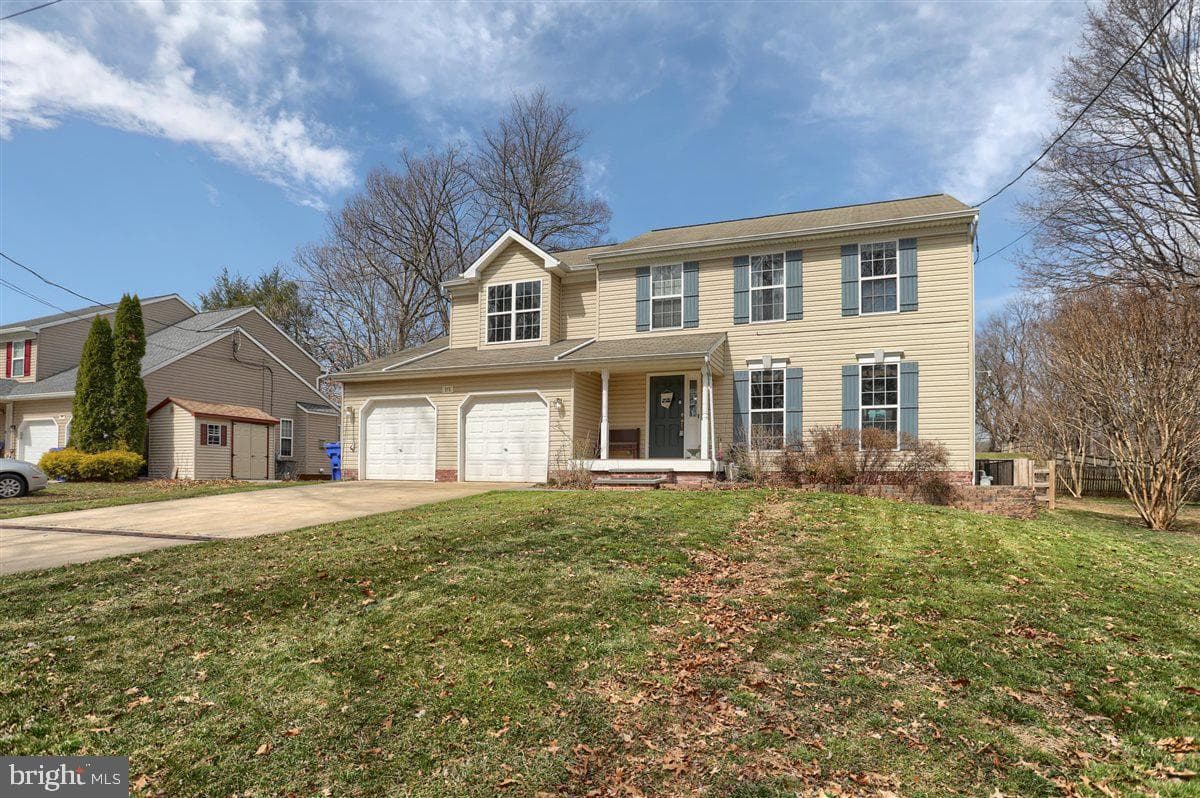 616 Eastpoint Road photo 3