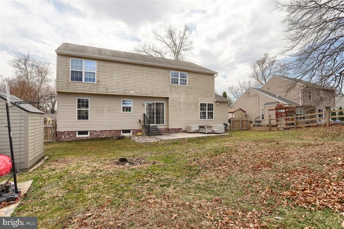 616 Eastpoint Road photo 46