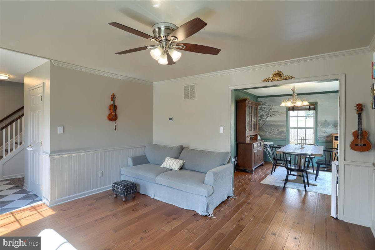 616 Eastpoint Road photo 7