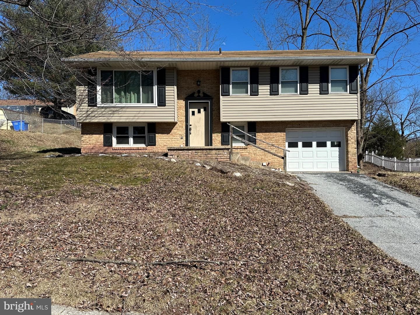 410 Hillside Avenue photo 1