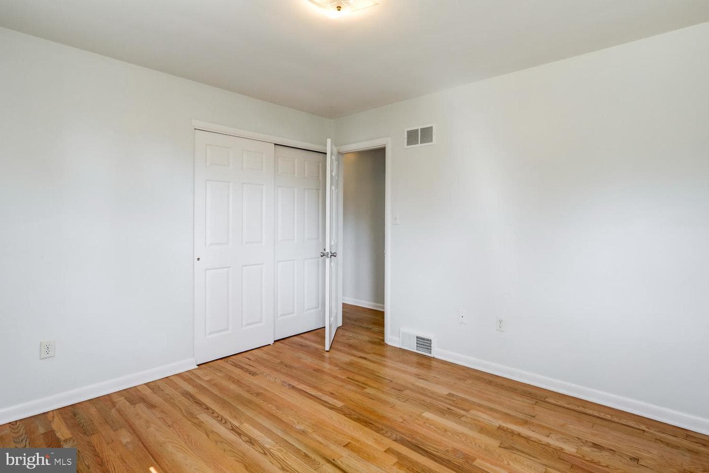 3322 Groton Lane photo 25