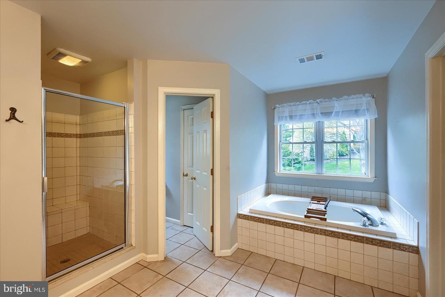 2639 Rexwood Drive photo 29