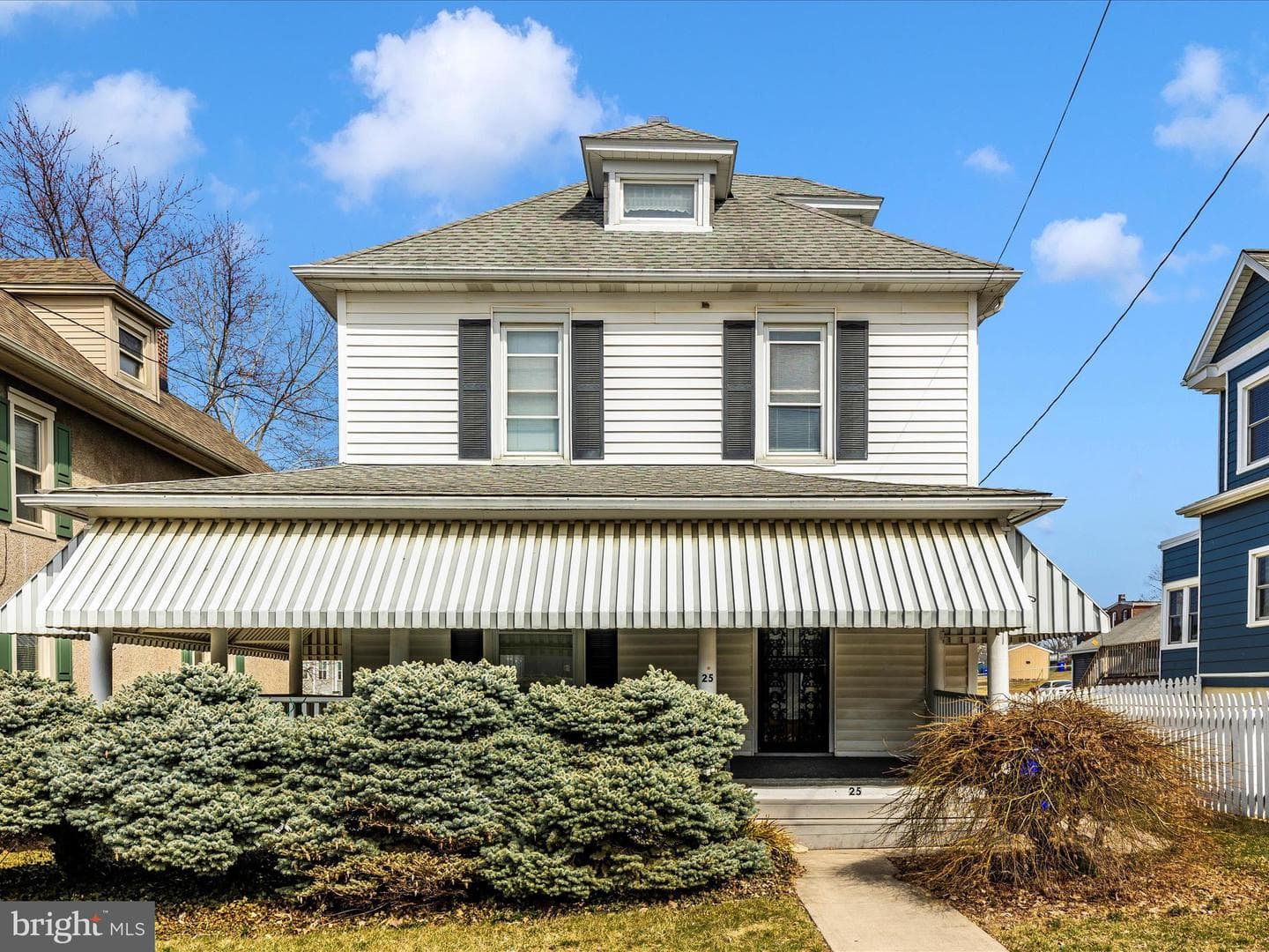 25 E Franklin Street photo 2
