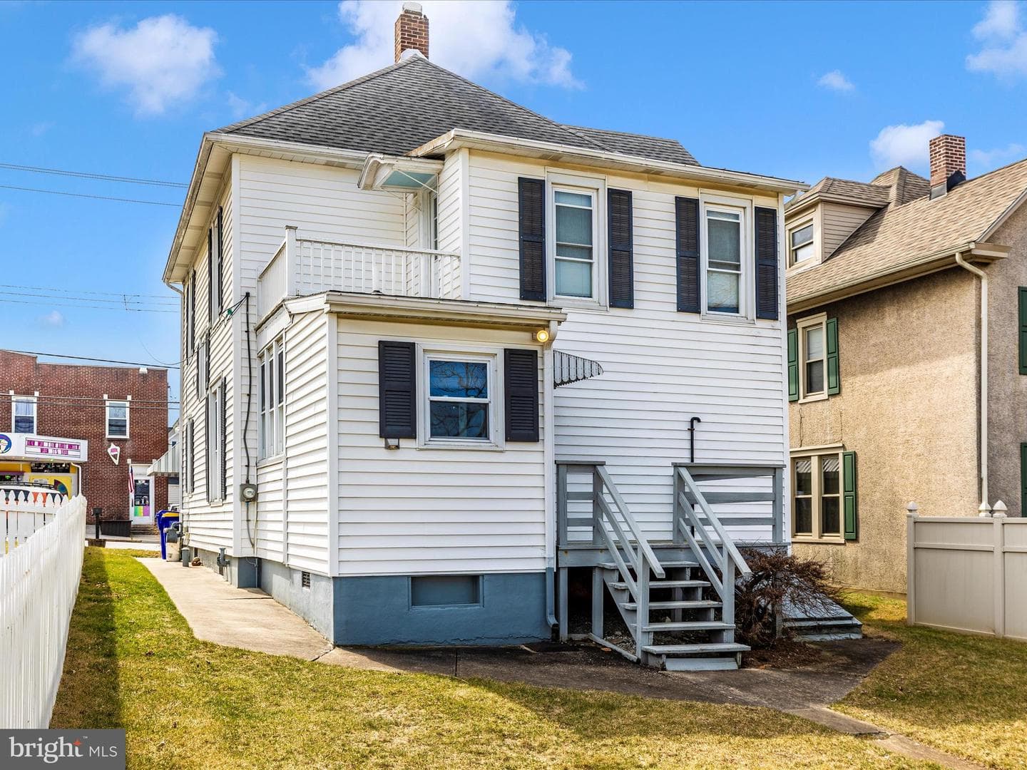 25 E Franklin Street photo 50