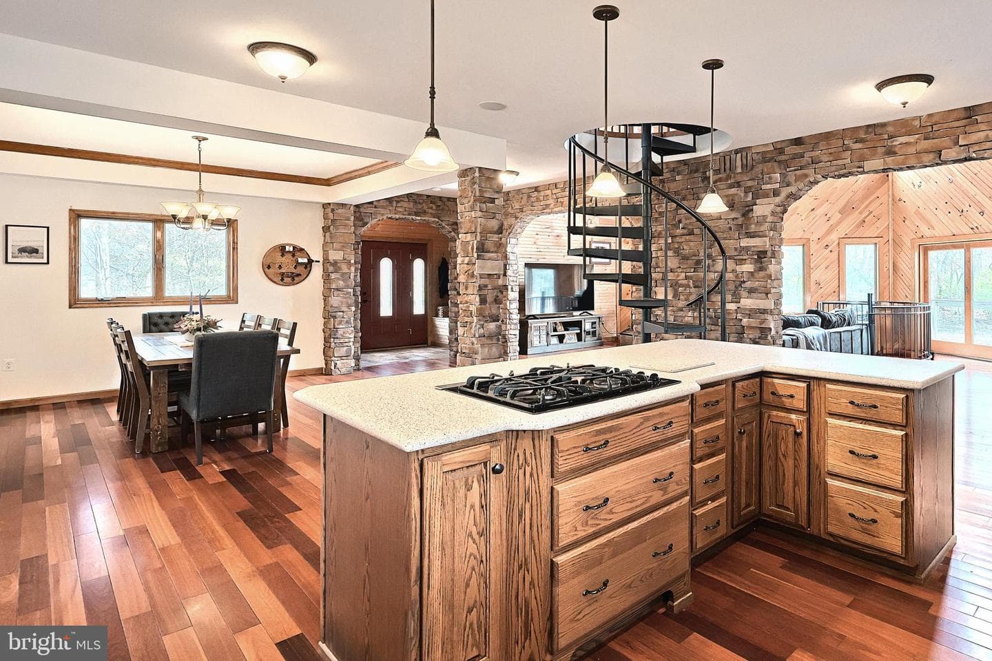 3405 Colonial Road photo 17
