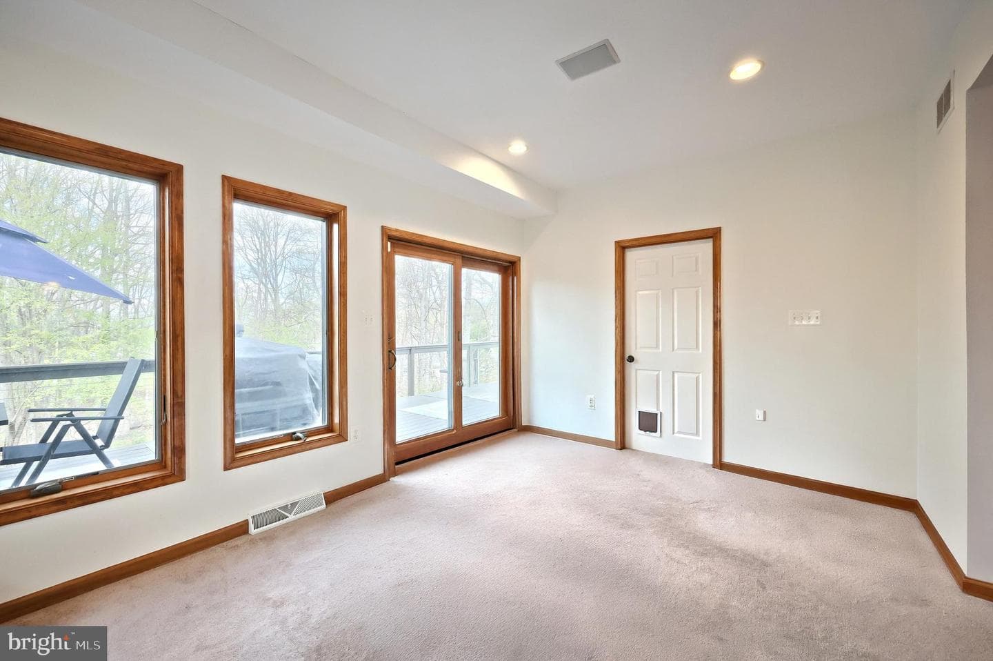 3405 Colonial Road photo 21