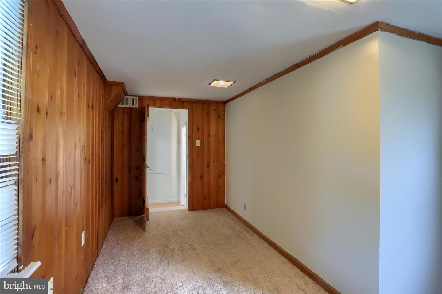 107 W Front Street photo 17