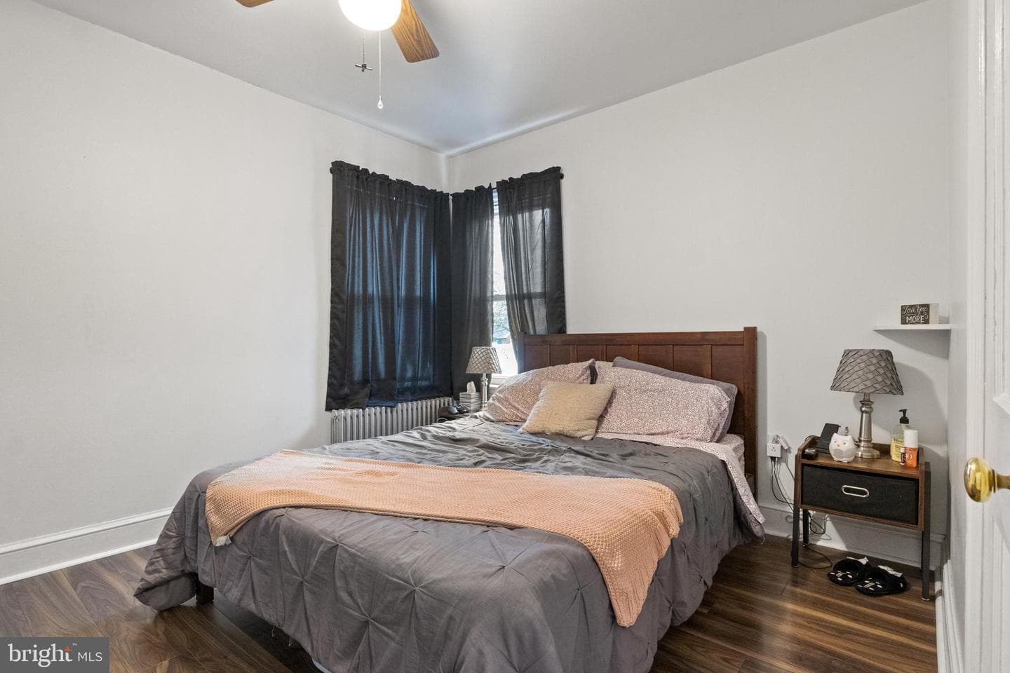 2034 Stanton Street photo 15