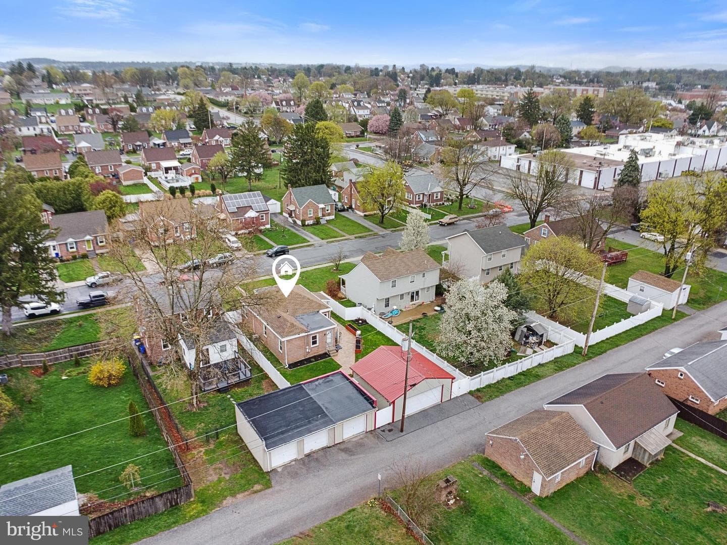 2034 Stanton Street photo 39