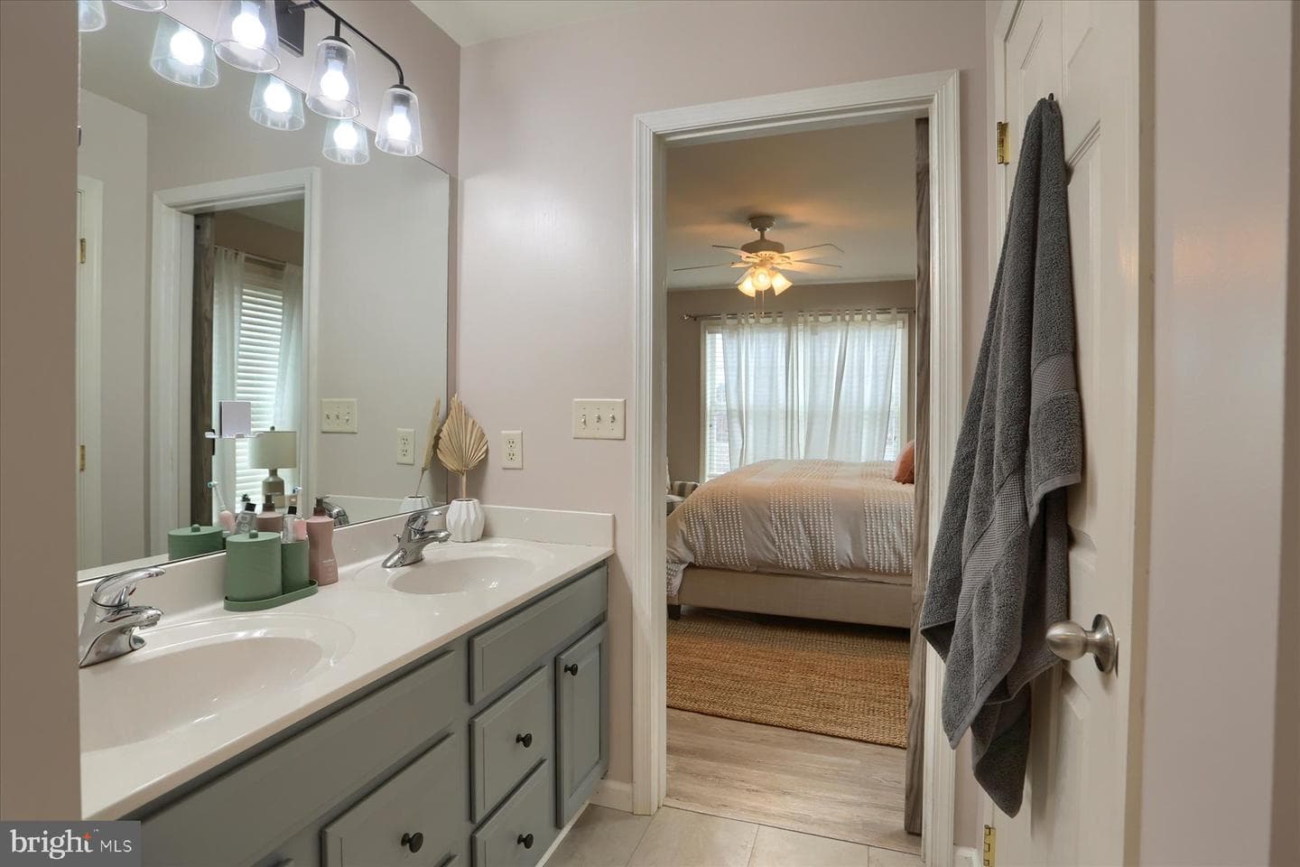 110 Hollow Lane photo 13