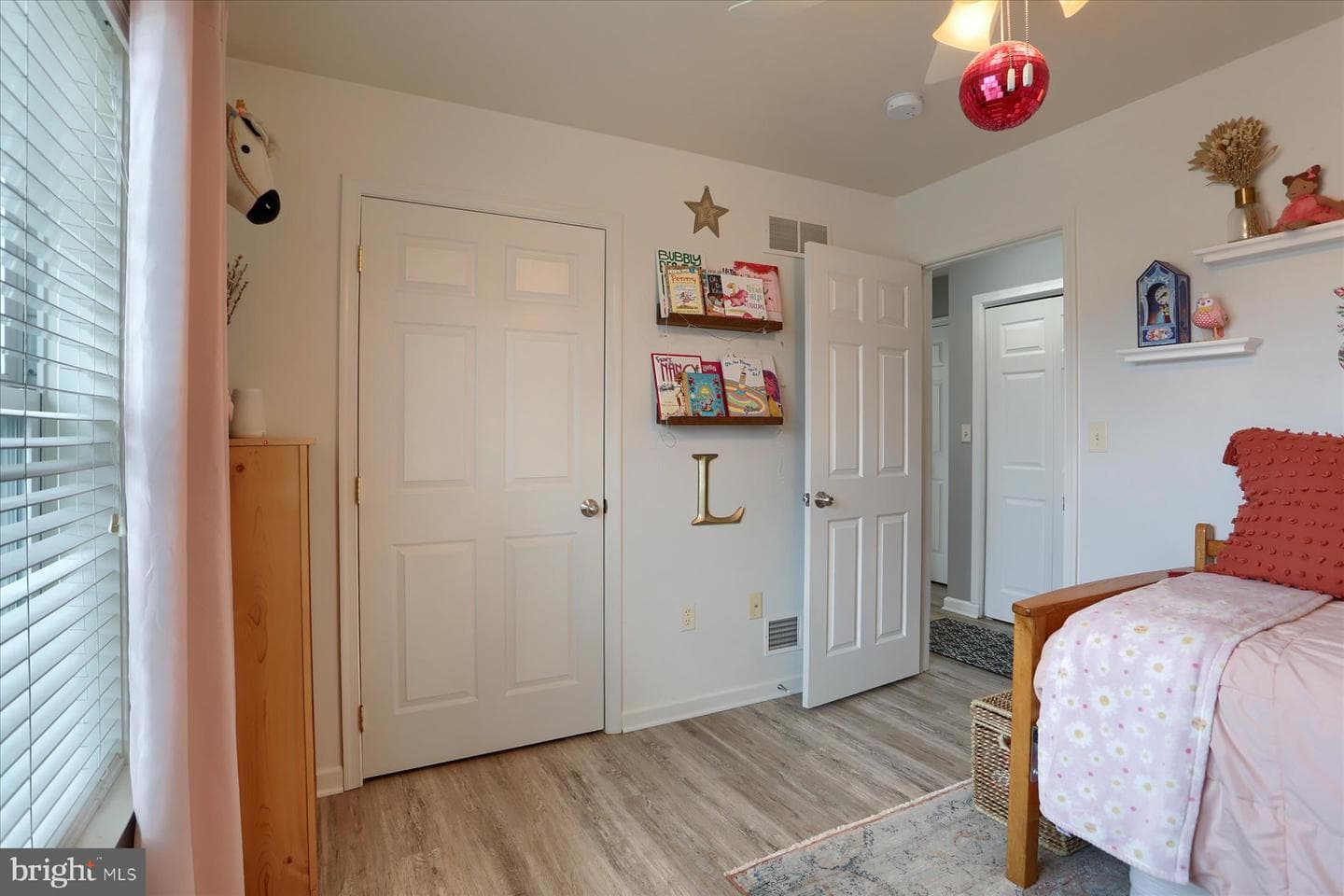 110 Hollow Lane photo 18