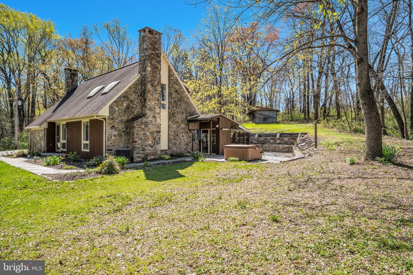 271 Summit Drive photo 46
