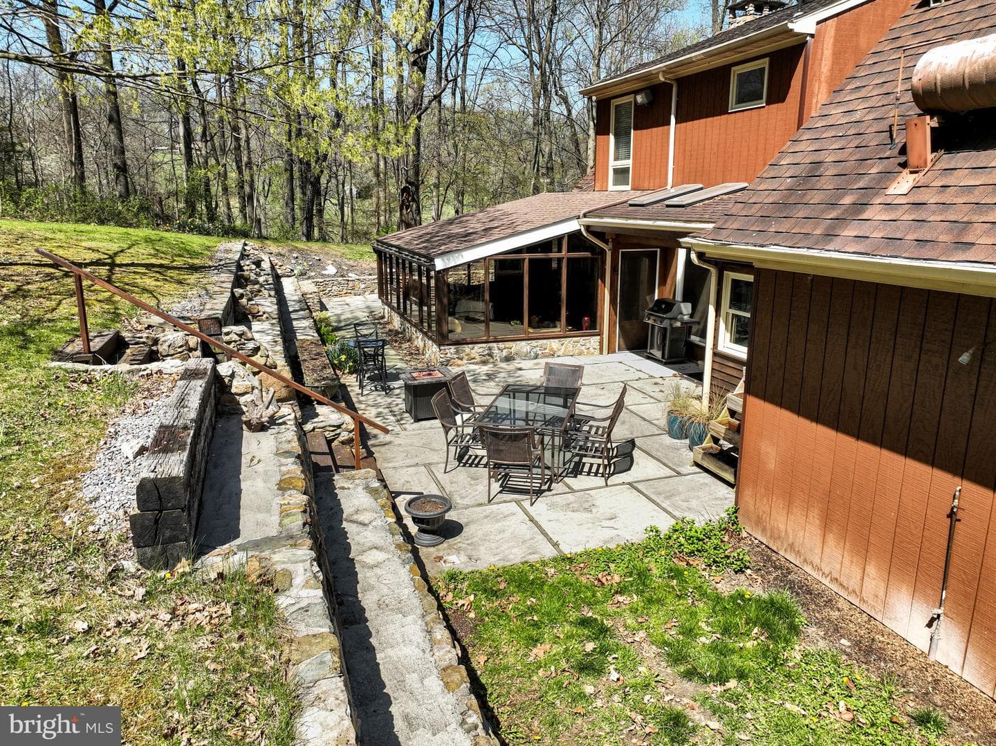271 Summit Drive photo 47