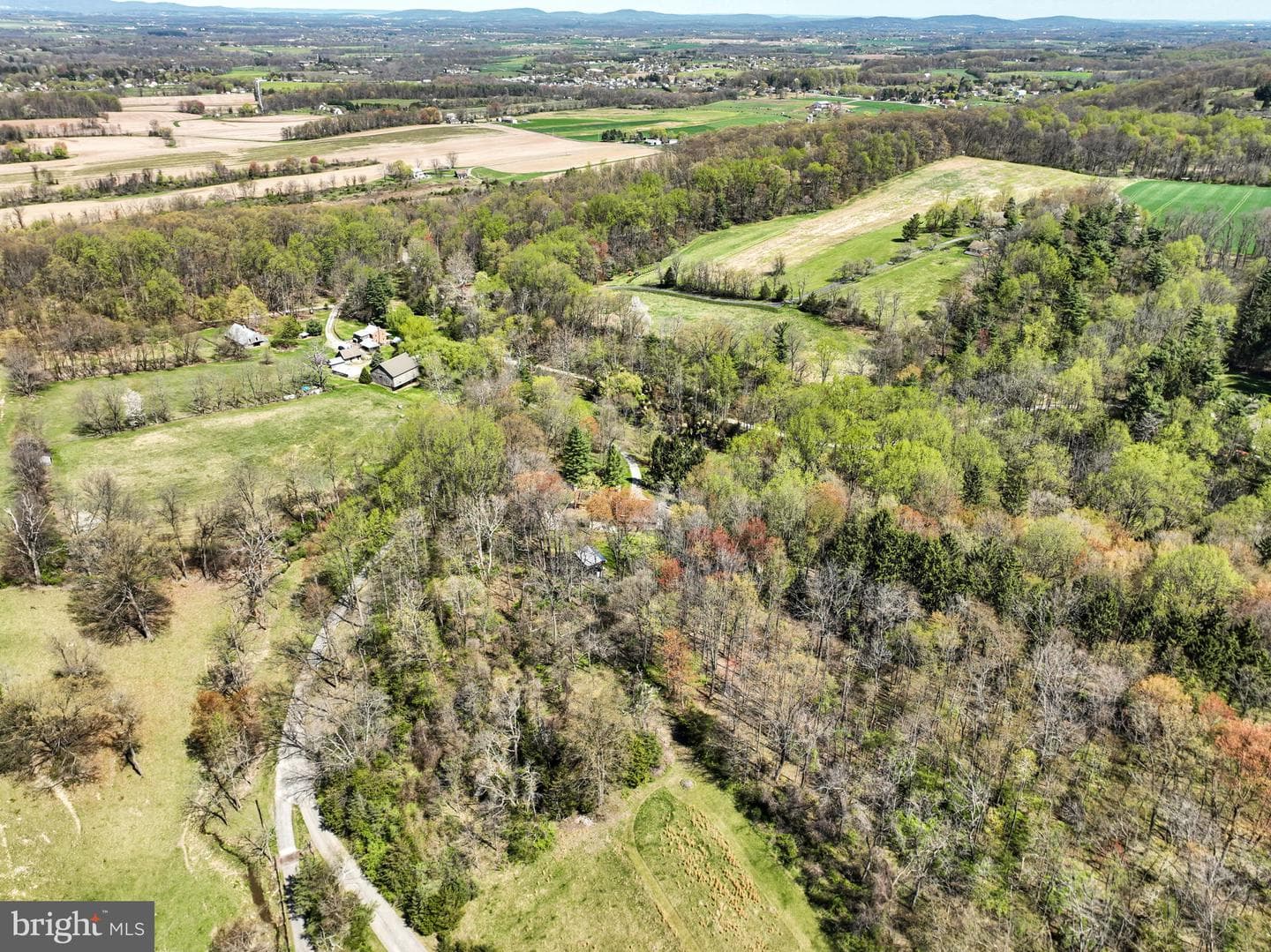 271 Summit Drive photo 70