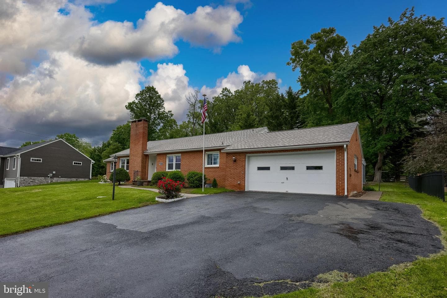 2531 Edgewood Lane photo 4