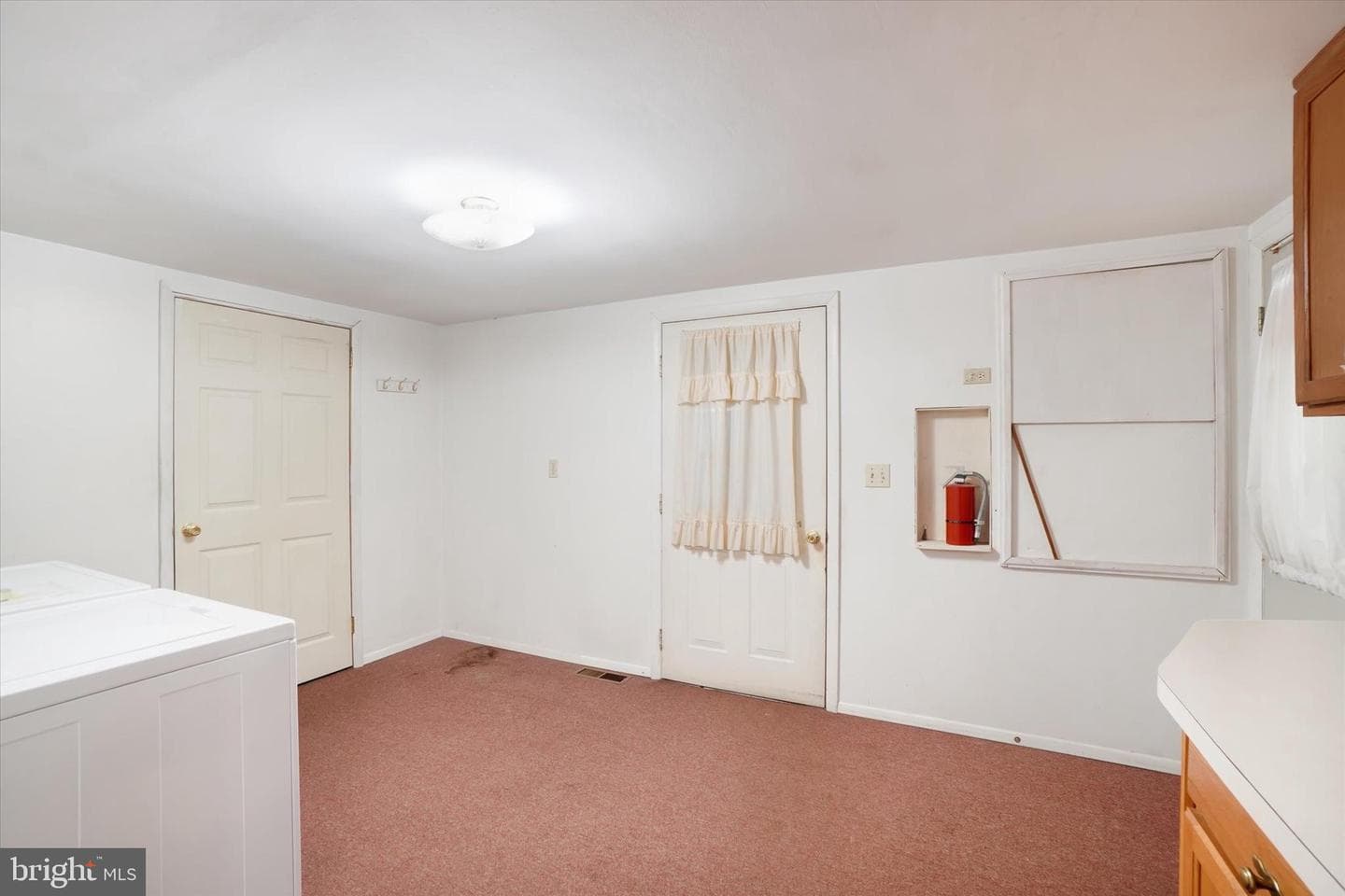 237 Cloverlane Drive photo 11