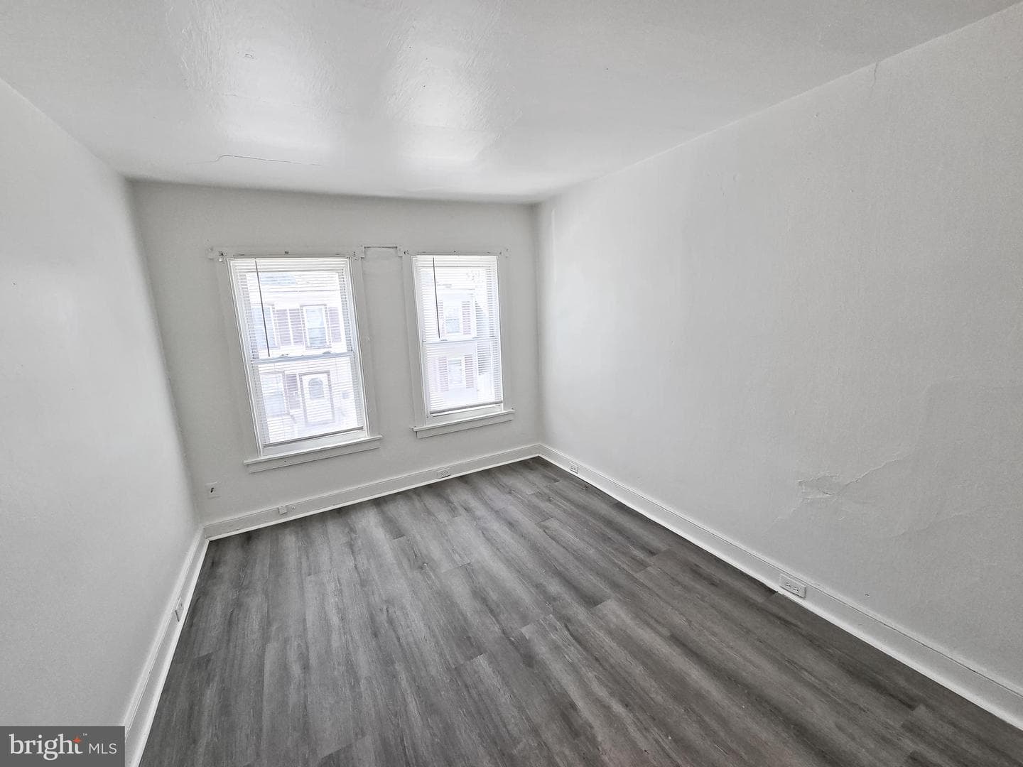 437 S Duke Street photo 9
