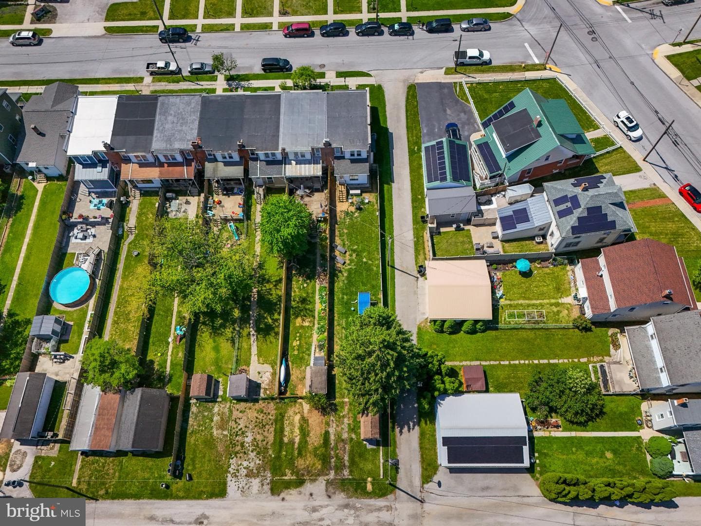 551 E Walnut Street photo 38