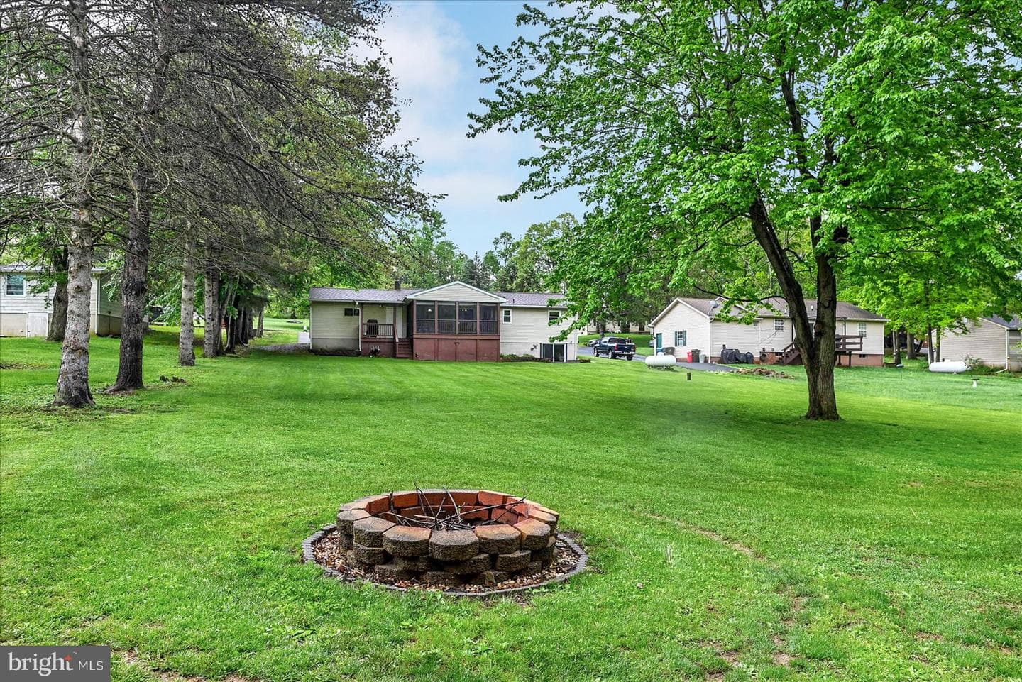 3015 Acorn Lane photo 32