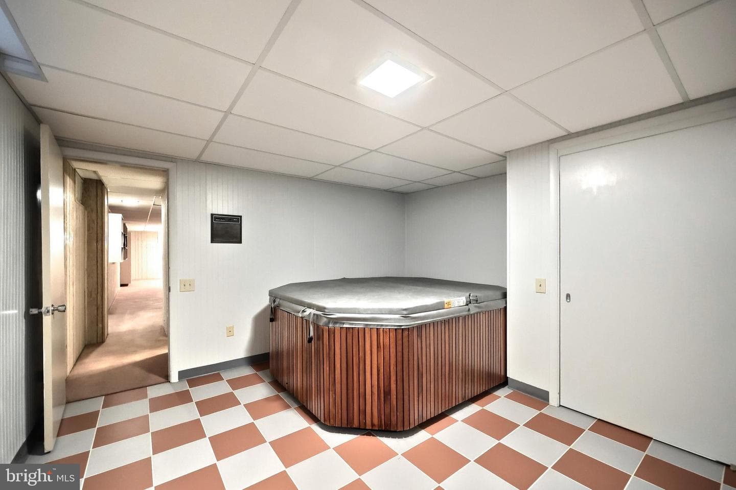 100 West Avenue photo 44