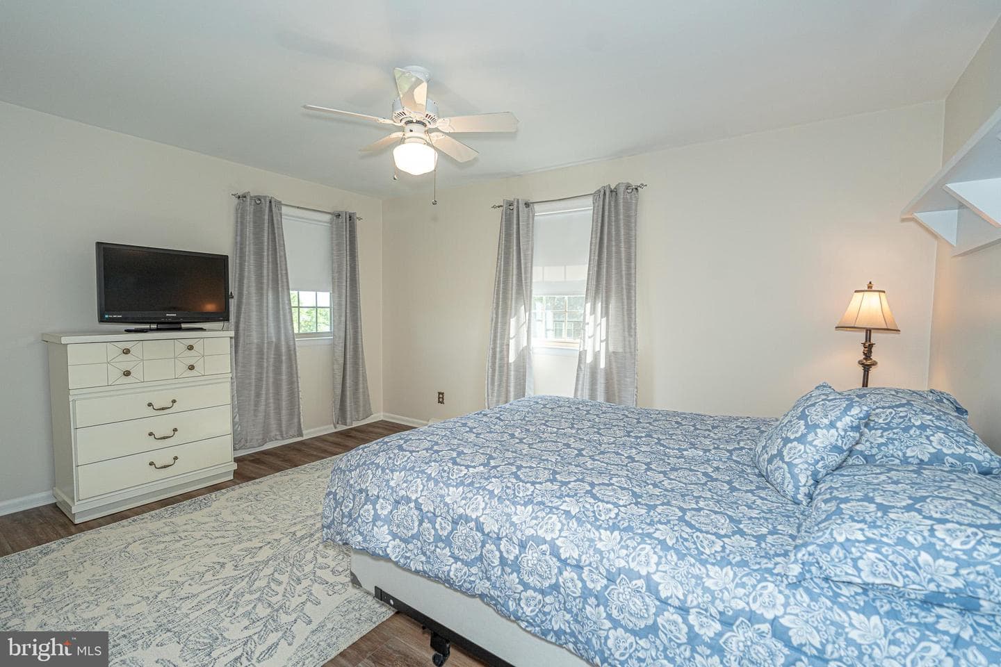 3515 Harrowgate Road photo 34