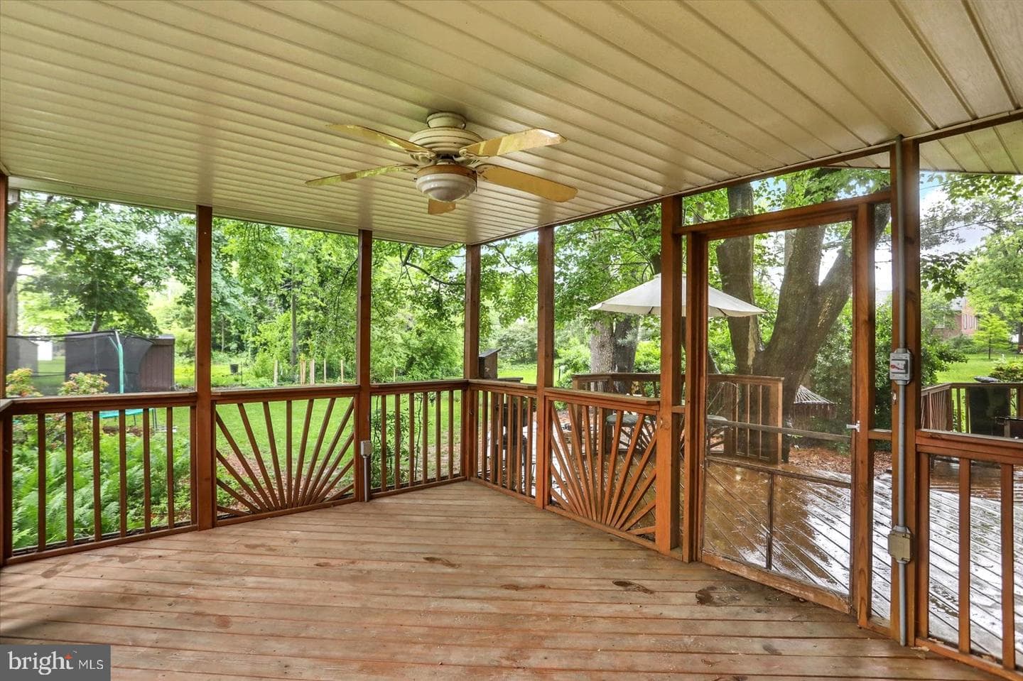 111 N Vernon Street photo 28