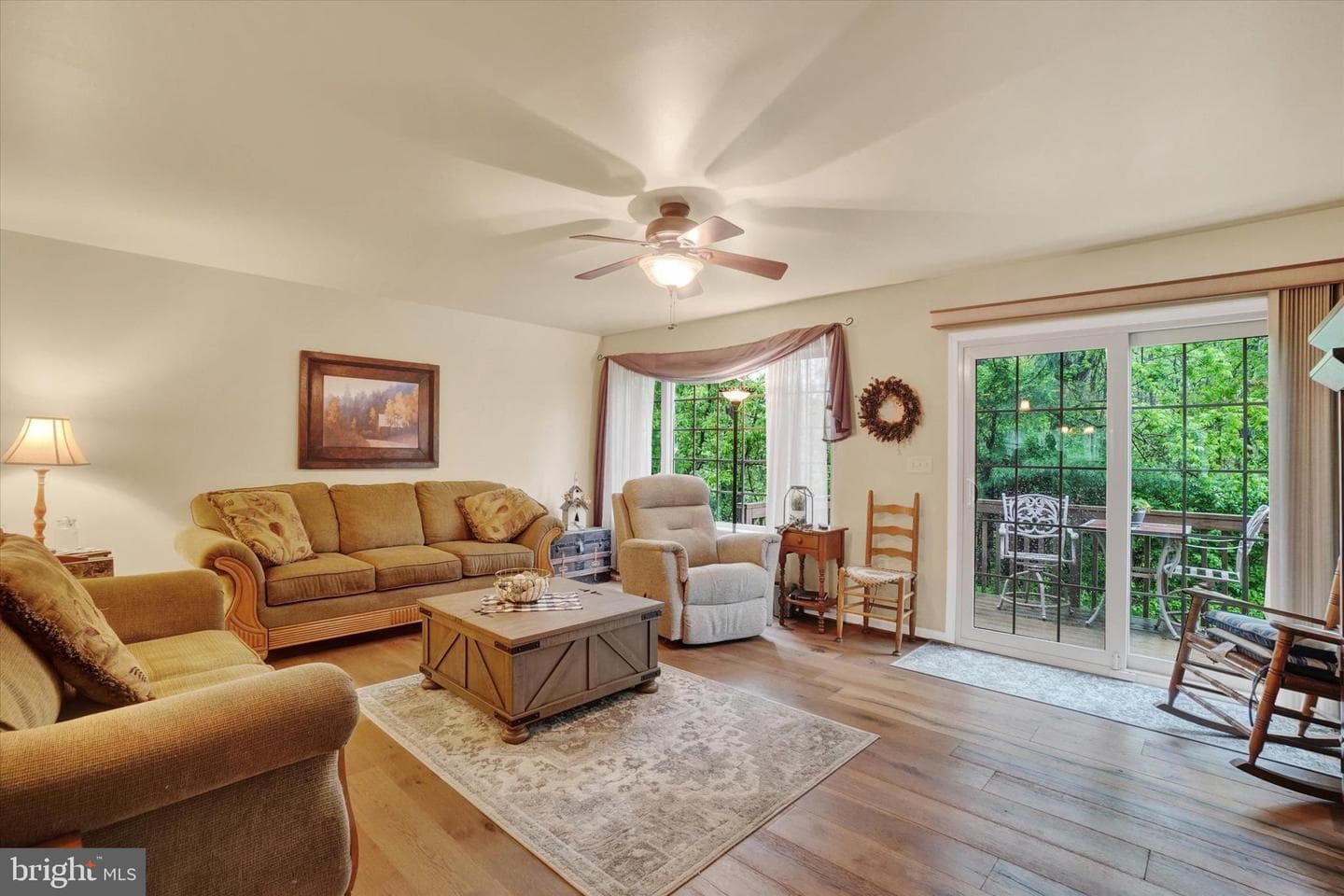 540 Bridle Path photo 7