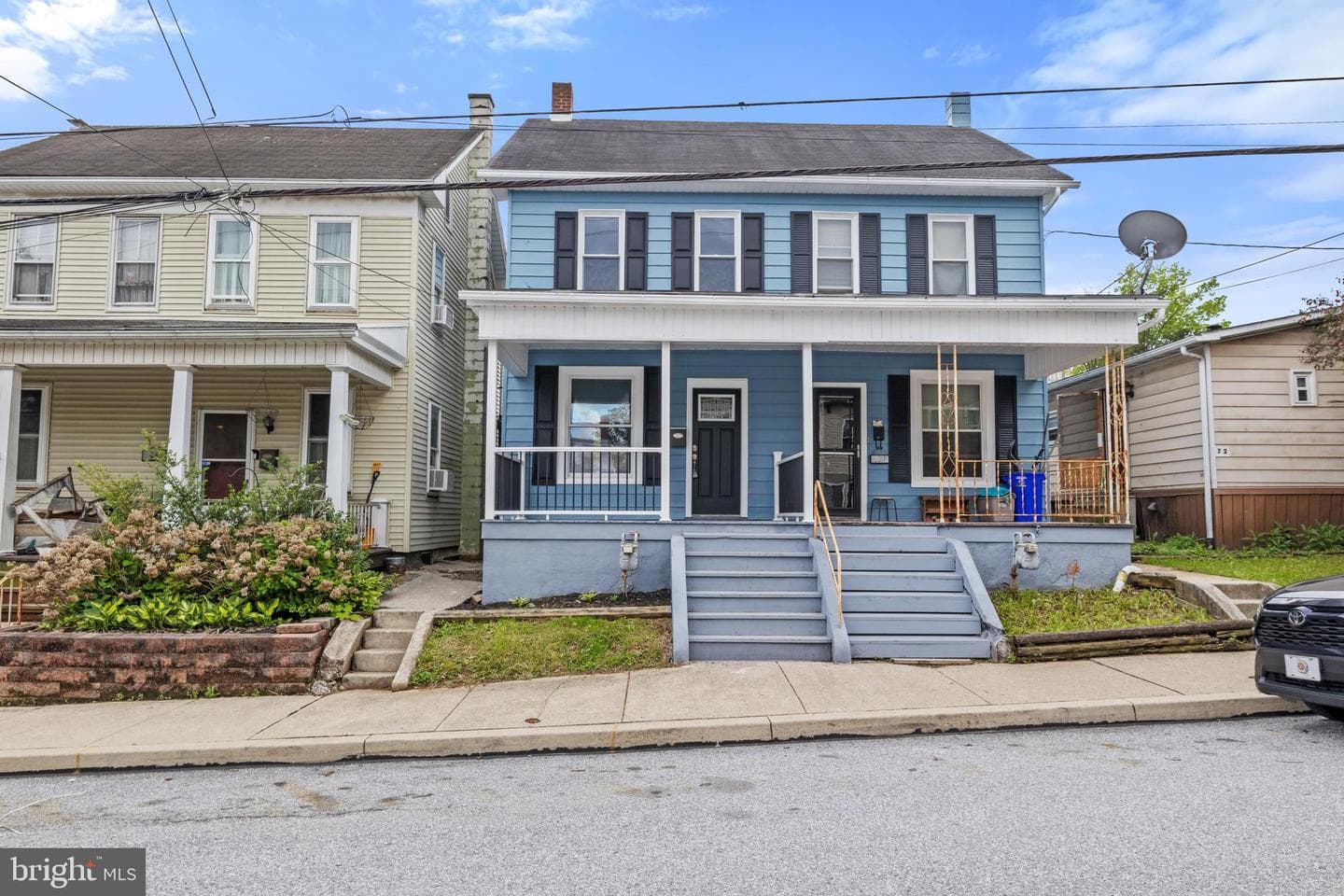 68 W Maple Street photo 1