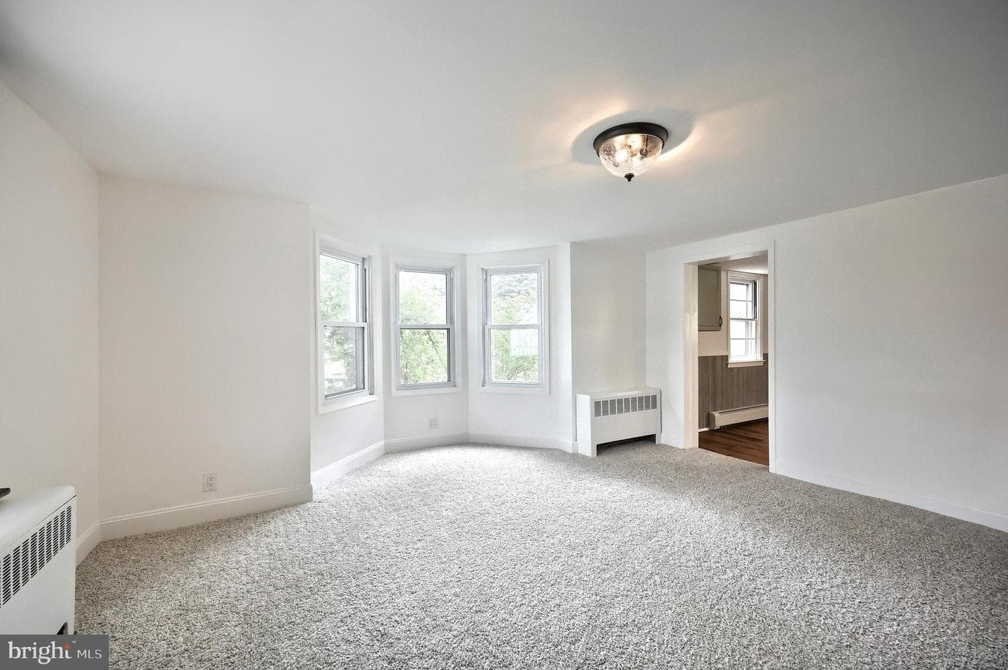 2040 Grandview Road photo 11