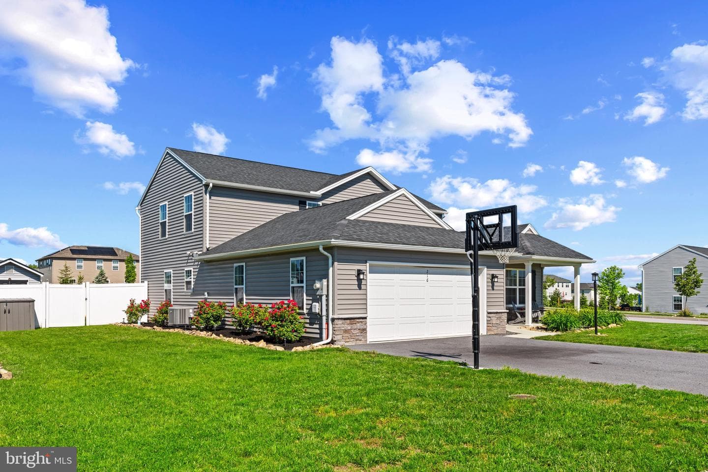 216 Eagle Road photo 3