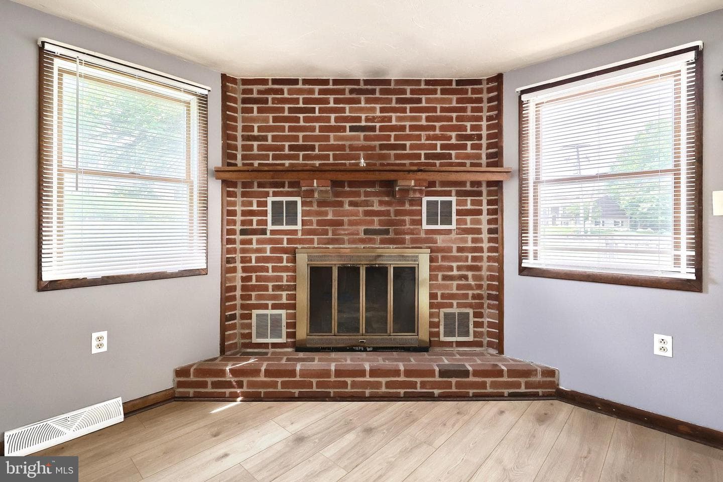 2474 Kotur Avenue photo 24